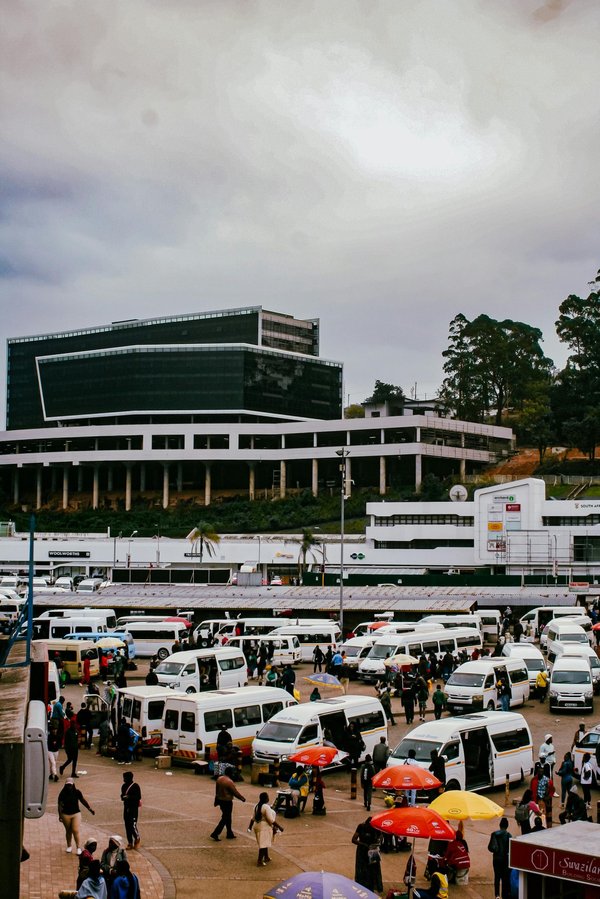 Location minibus 9 places : voyagez confortablement à petit prix !